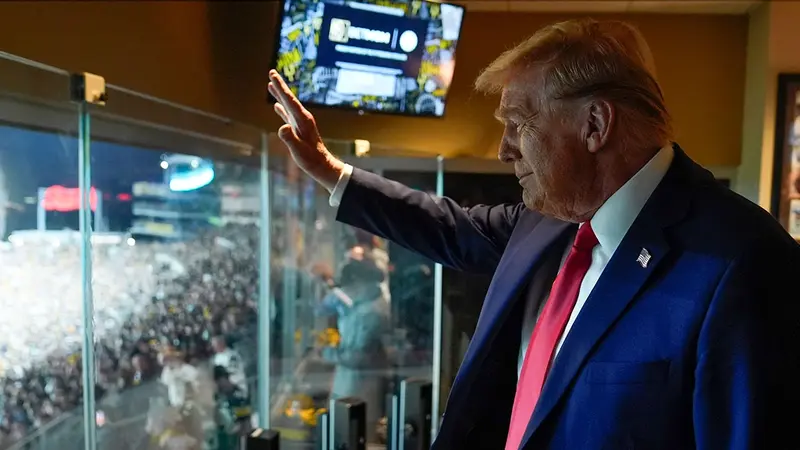 Trump Booed at Super Bowl LIX
