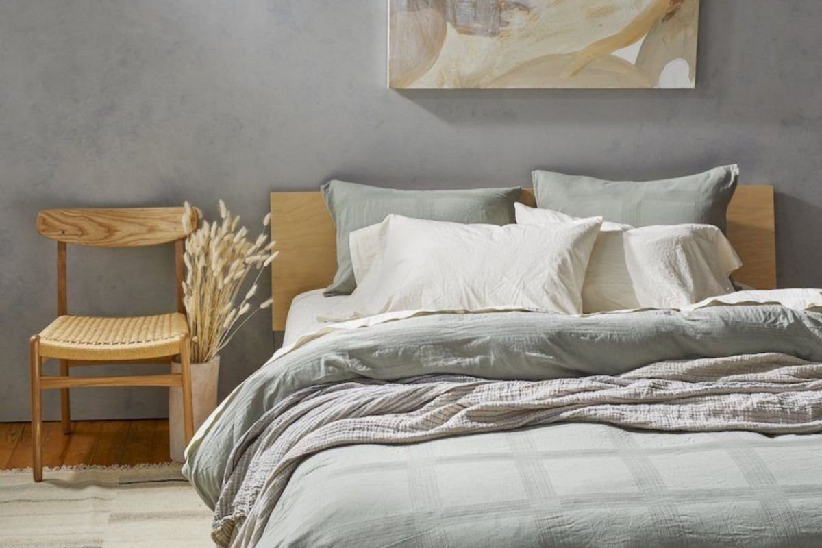 5 Reasons Tall Bed Sheets Improve Bedroom Comfort
