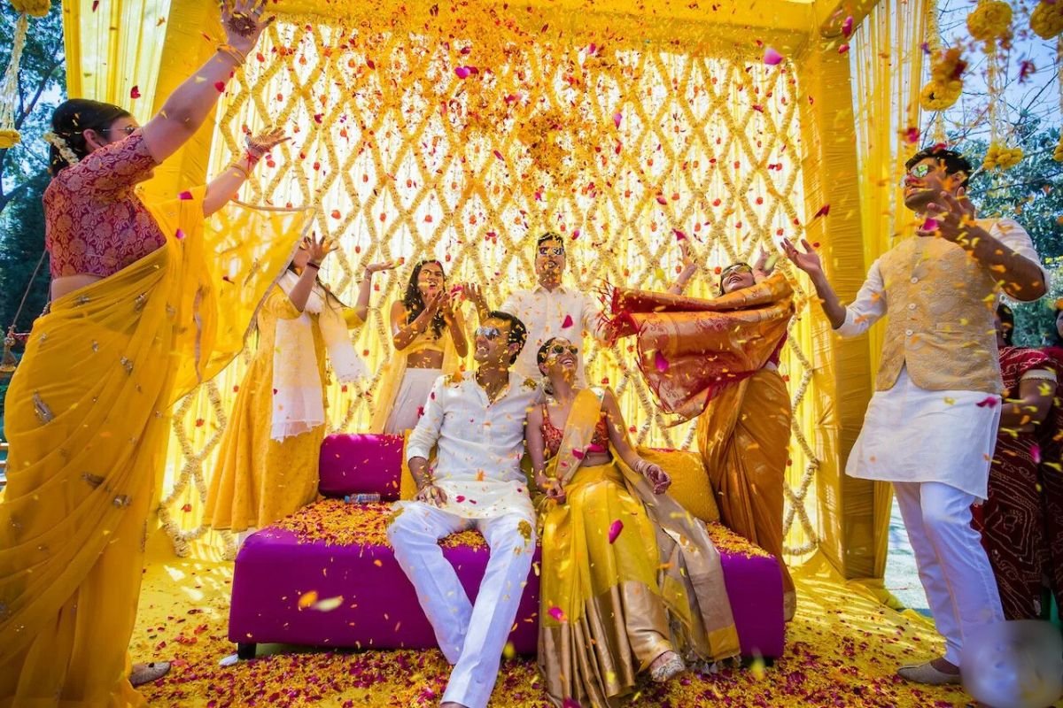 Why Mehndi Outfits Shine for Pre-Wedding Functions?